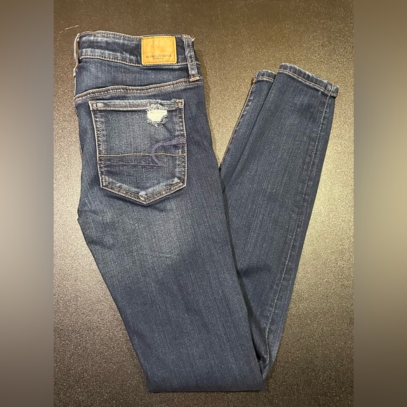 Women’s American Eagle Super Stretch Jeggings 2 - Picture 4 of 5